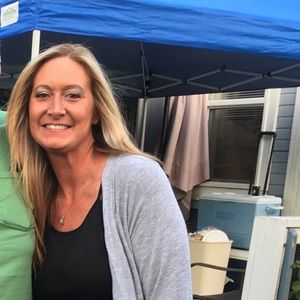 Meet your Posher, Candace